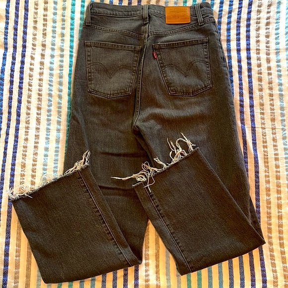 Levi’s Ribcage Straight - Picture 2 of 7